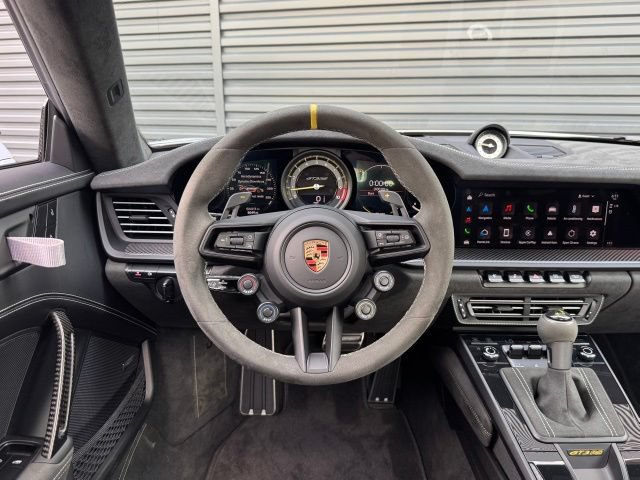 Used 2025 Porsche 911 GT3 RS RWD image 18