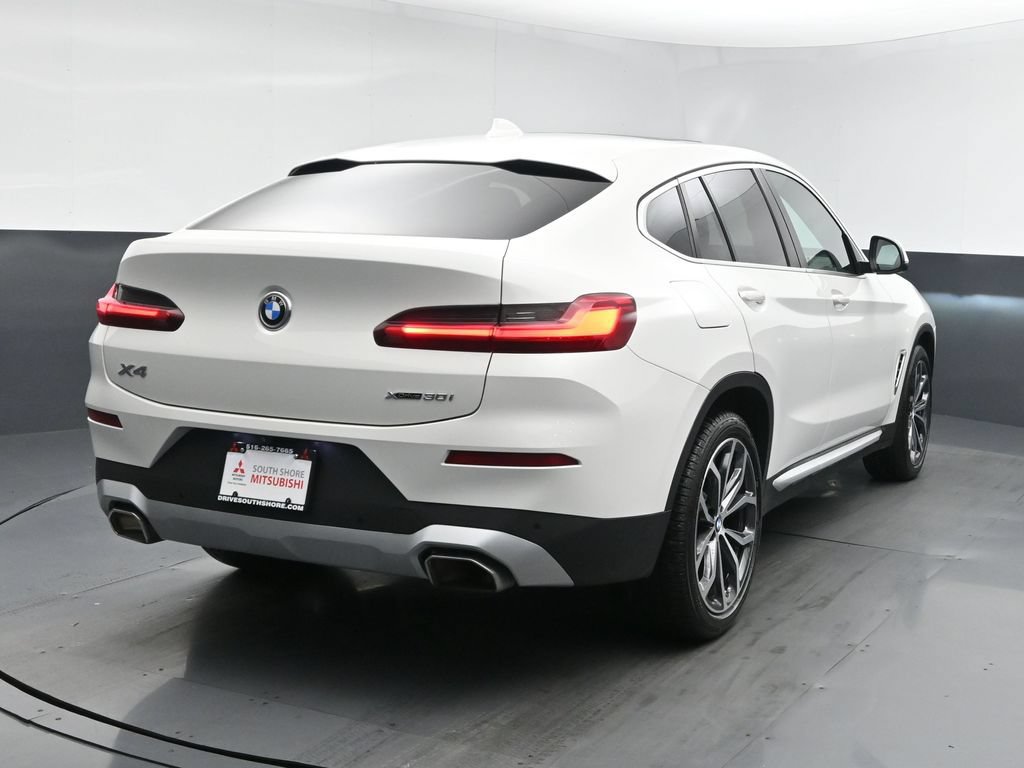 Used 2022 BMW X4 xDrive30i AWD/4WD image 23