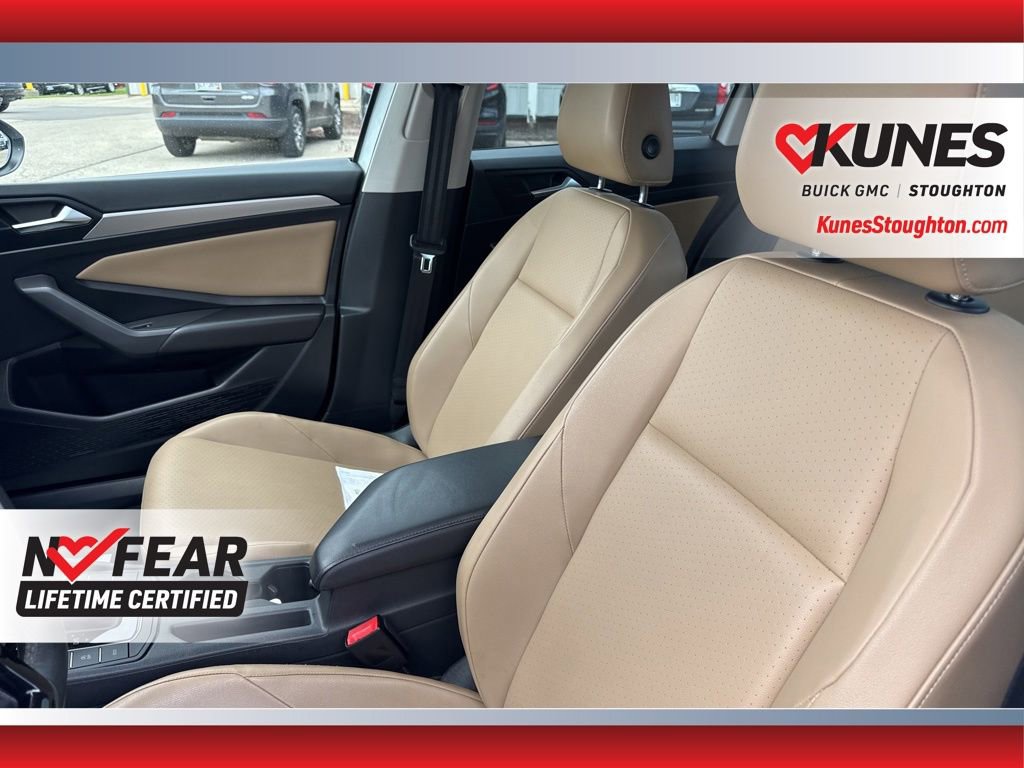 Used 2019 Volkswagen Jetta SE FWD image 25