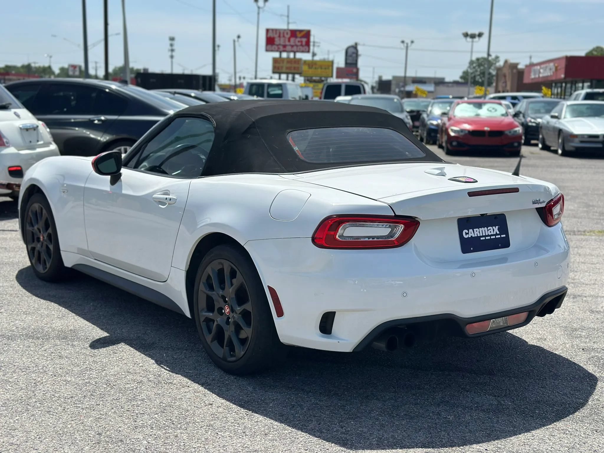 Used 2020 FIAT 124 Spider Abarth w/ Convenience Group RWD image 14