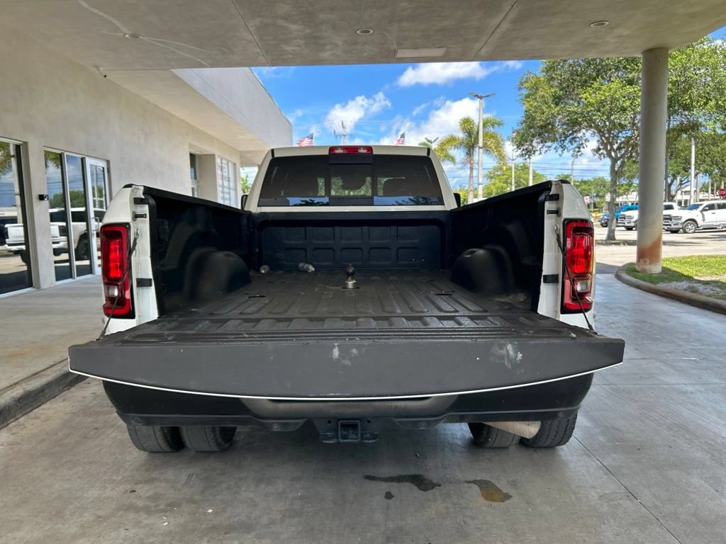 Used 2025 RAM 3500 Tradesman AWD/4WD image 34