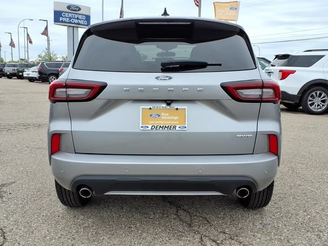 Certified 2024 Ford Escape ST-Line w/ Tech Pack #1 AWD/4WD image 8