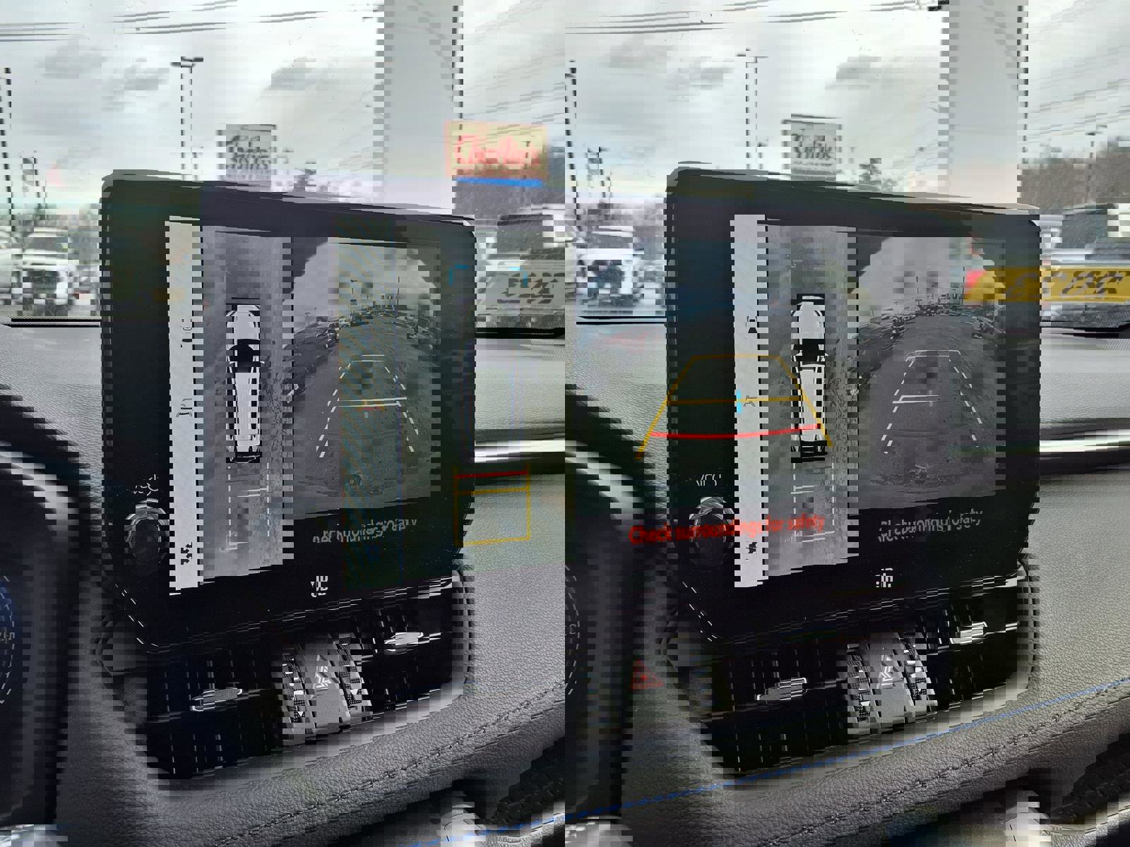 Used 2023 Toyota RAV4 XSE image 11