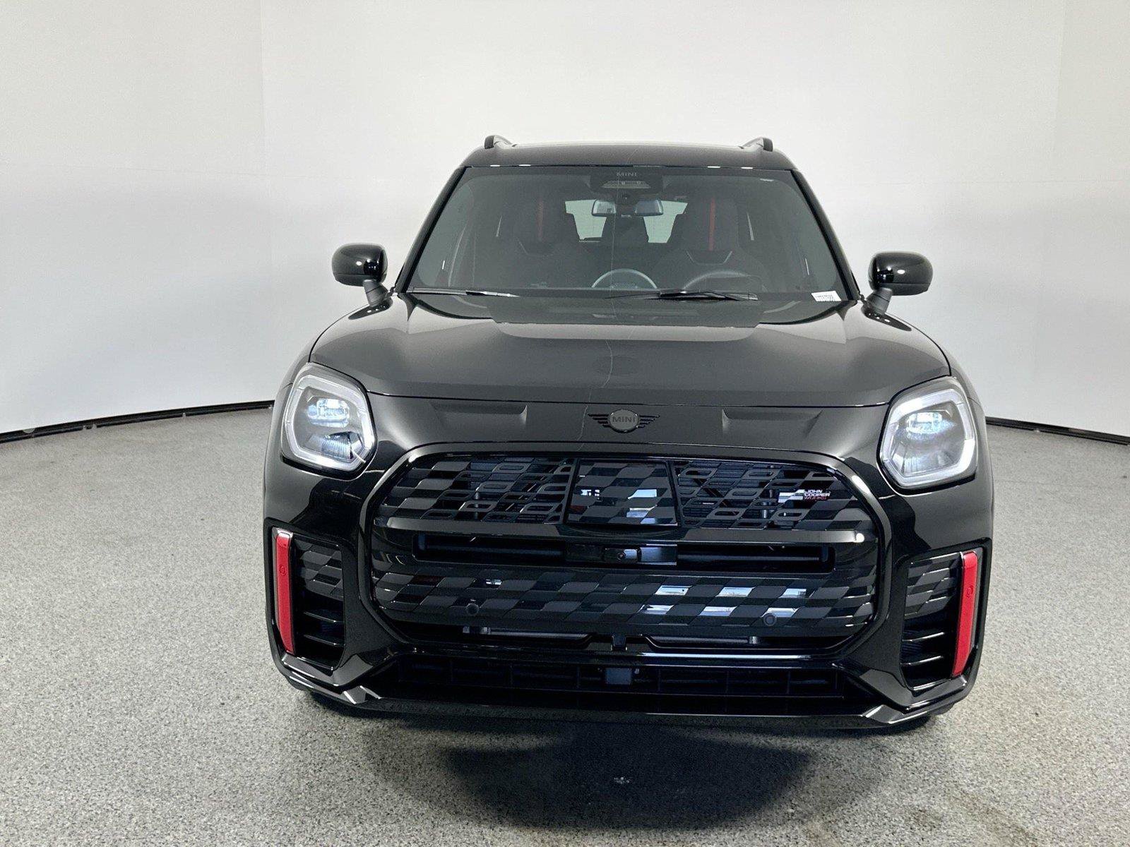 Used 2025 MINI Cooper Countryman John Cooper Works w/ Comfort Package Max AWD/4WD image 2