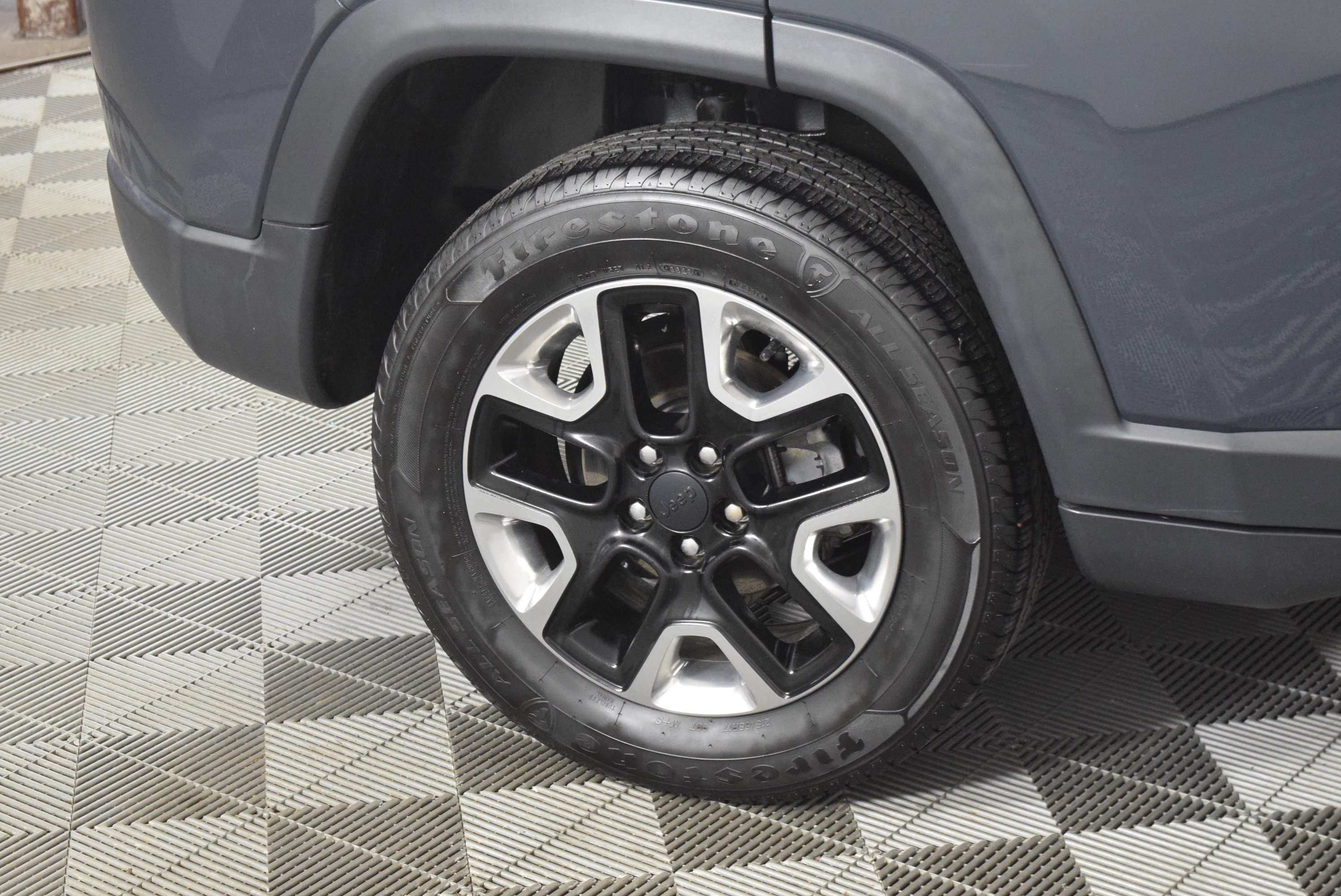 Used 2018 Jeep Compass Trailhawk w/ Navigation Group image 52