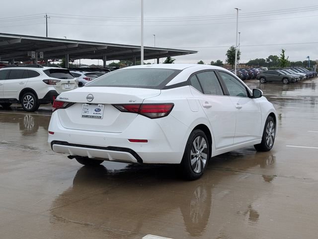 Used 2024 Nissan Sentra SV FWD image 5