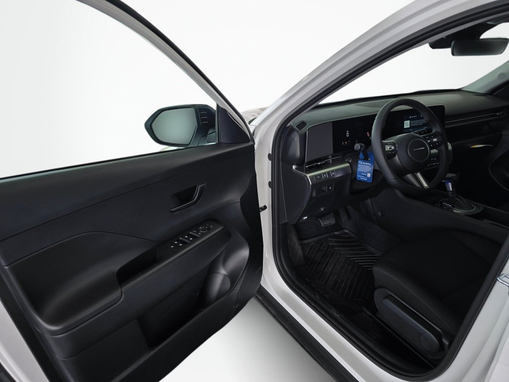 New 2026 Hyundai Kona SEL Sport AWD/4WD image 29