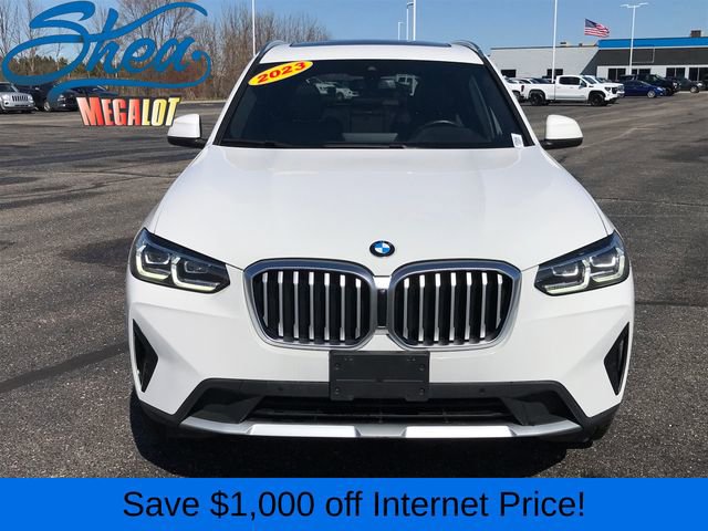 Used 2023 BMW X3 xDrive30i AWD/4WD image 2