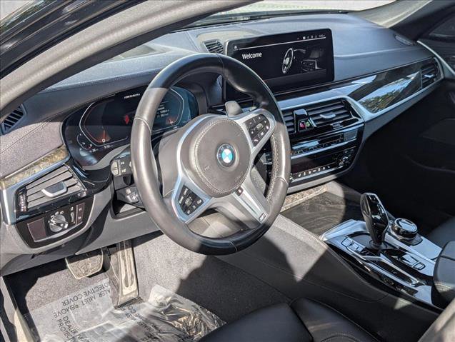 Certified 2023 BMW M550i xDrive w/ Dynamic Handling Package AWD/4WD image 3