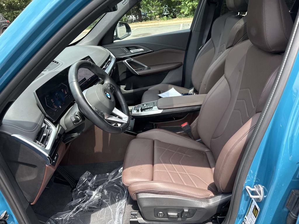 Used 2024 BMW X1 xDrive28i w/ Technology Package AWD/4WD image 6
