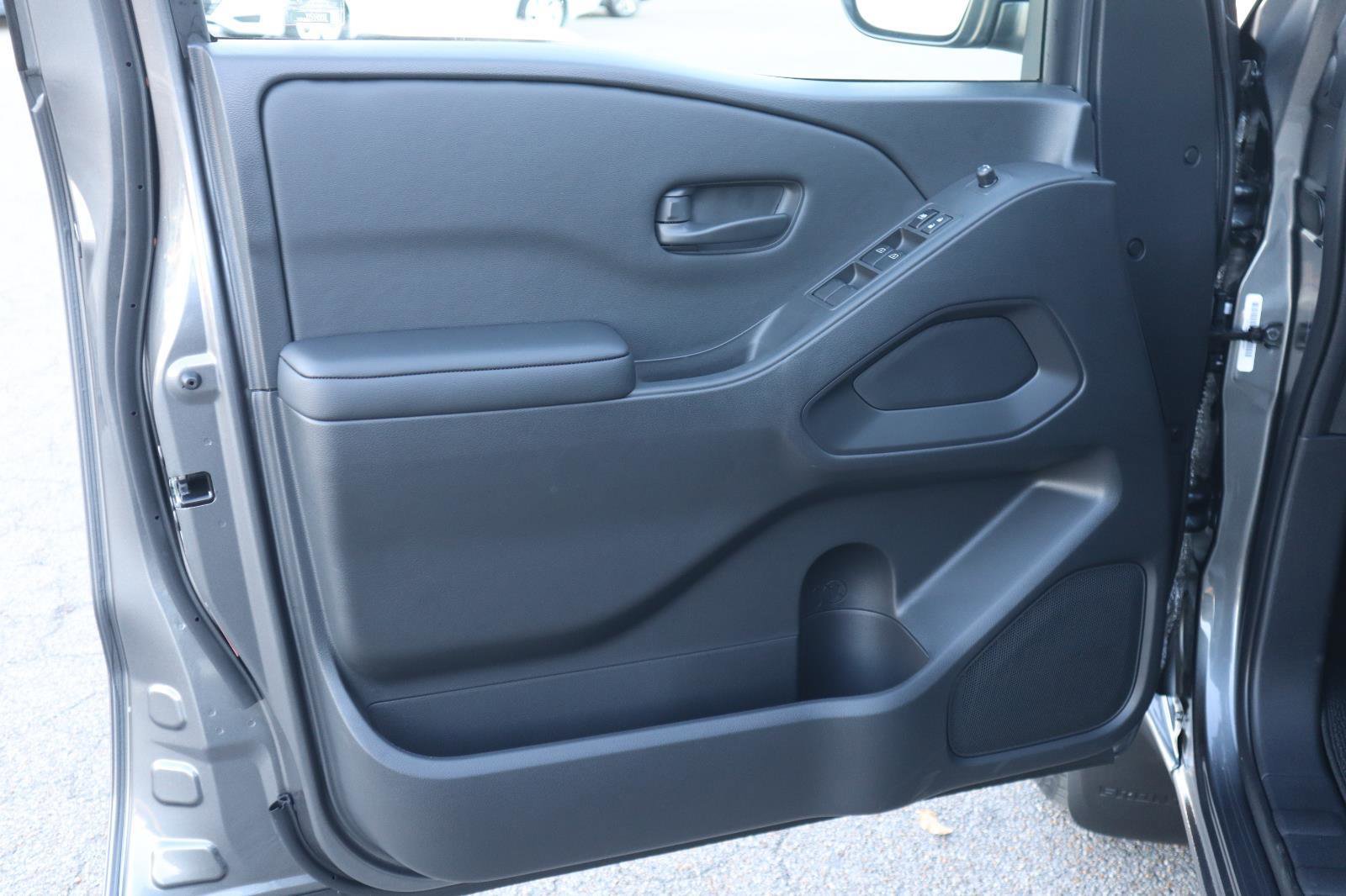 New 2026 Nissan Frontier SV w/ SV Convenience Package image 18