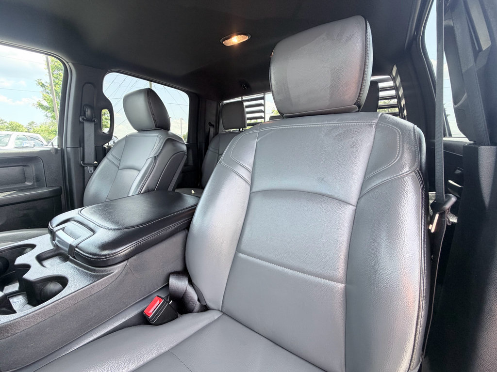 Used 2025 RAM 3500 Tradesman AWD/4WD image 23
