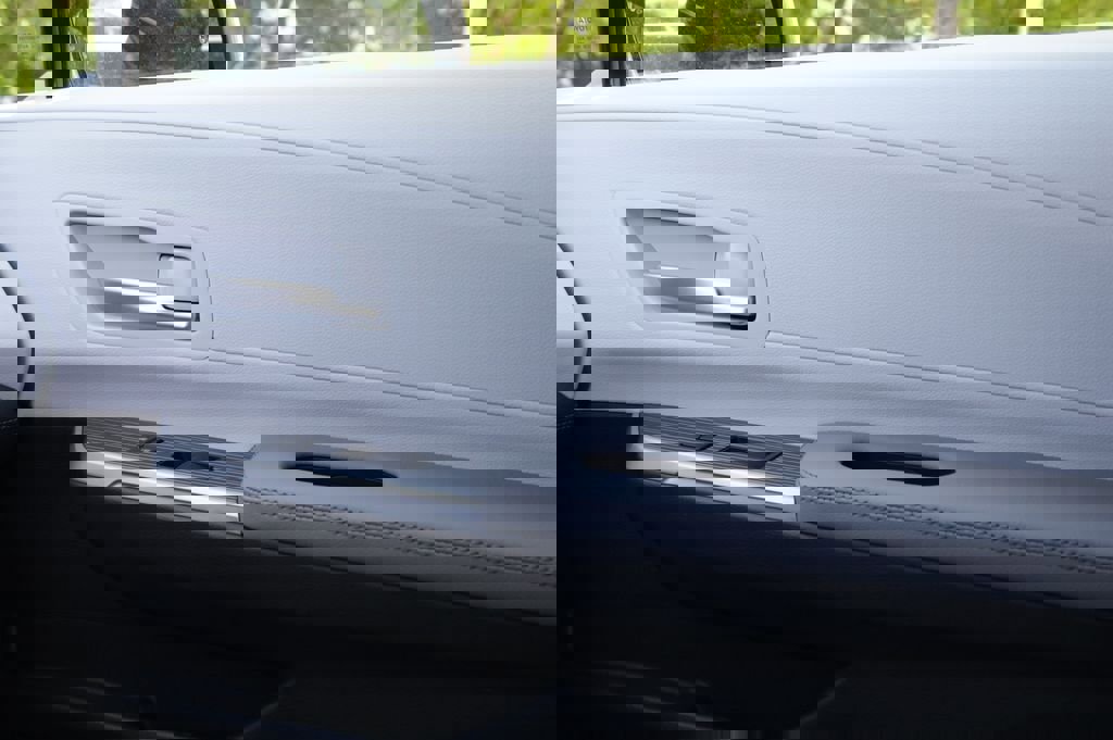 New 2026 Toyota Sienna XLE image 12