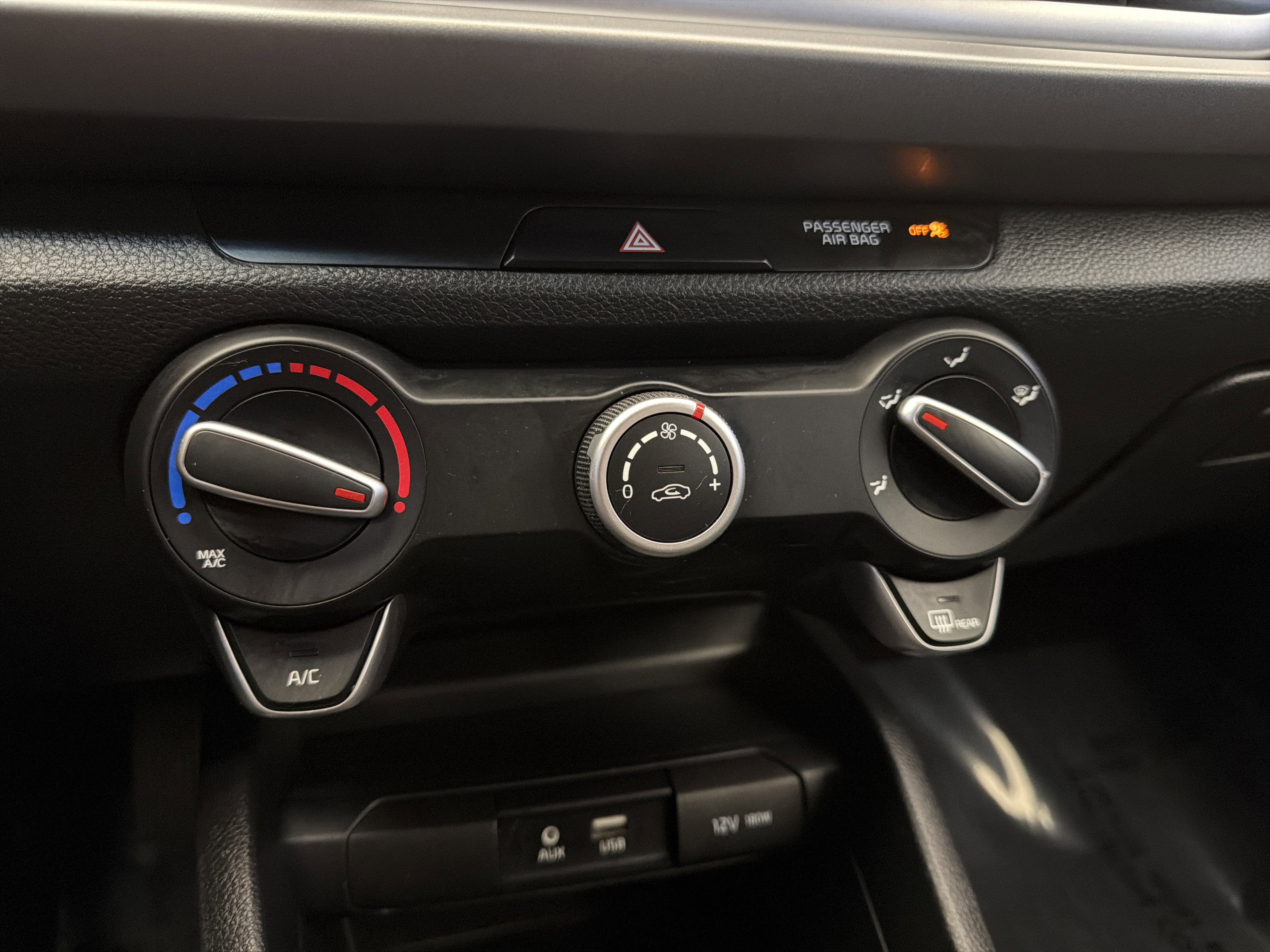 Used 2019 Kia Rio LX image 20