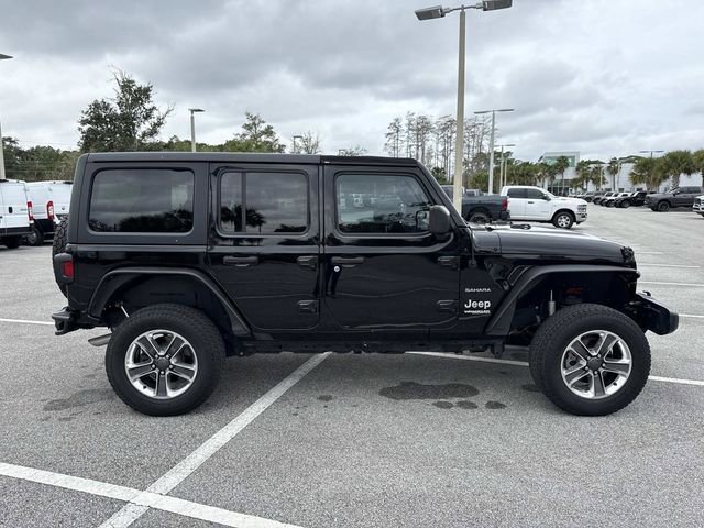 Used 2019 Jeep Wrangler Unlimited Sahara image 2