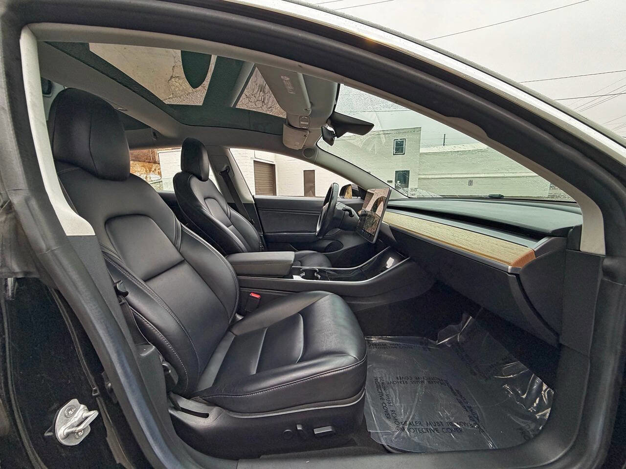 Used 2018 Tesla Model 3 Mid Range image 21