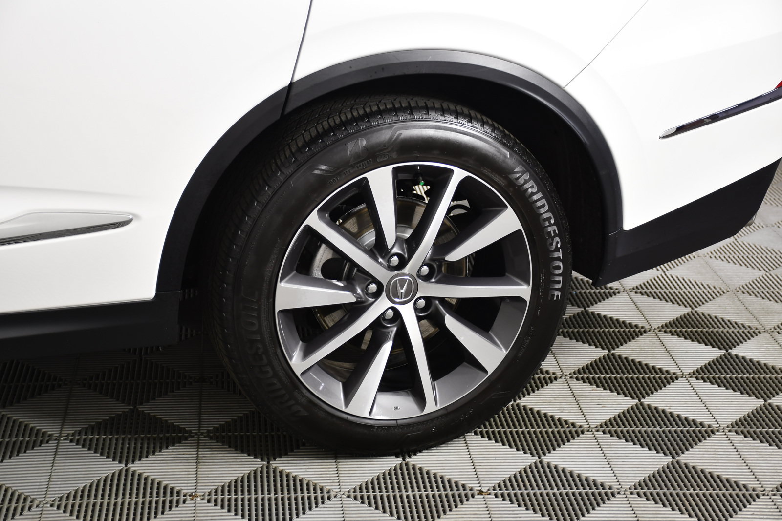 Certified 2025 Acura MDX SH-AWD w/ Technology Package image 53