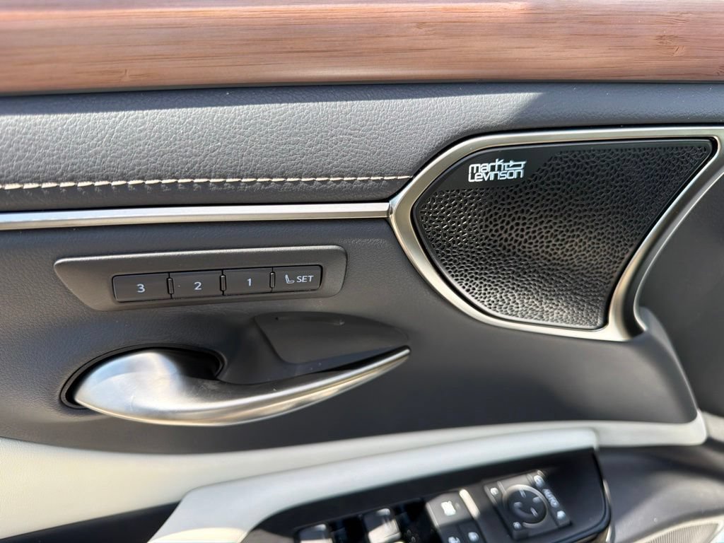 Used 2025 Lexus ES 350 Ultra Luxury FWD image 21