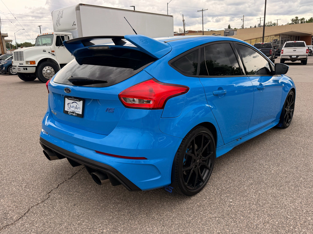 Used 2017 Ford Focus RS AWD/4WD image 6