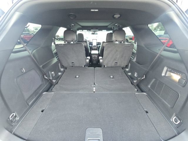 Used 2024 Ford Explorer ST w/ Equipment Group 401A AWD/4WD image 15