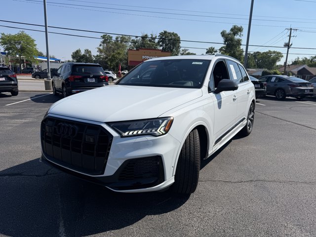 Used 2023 Audi SQ7 Prestige w/ Prestige Package AWD/4WD image 2