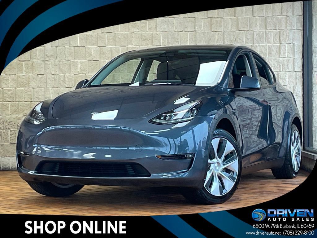 Used 2022 Tesla Model Y Long Range image 1