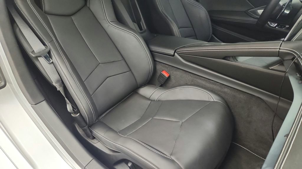 Used 2026 Chevrolet Corvette Z06 image 30