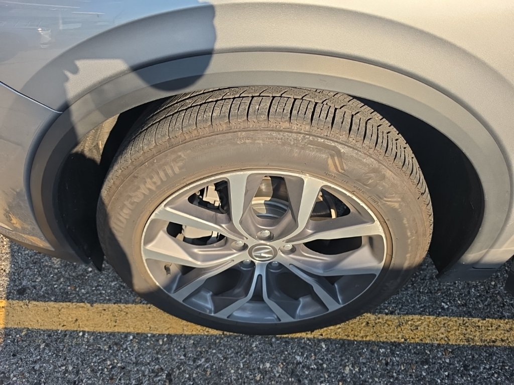 Certified 2023 Acura MDX w/ Technology Package FWD image 15