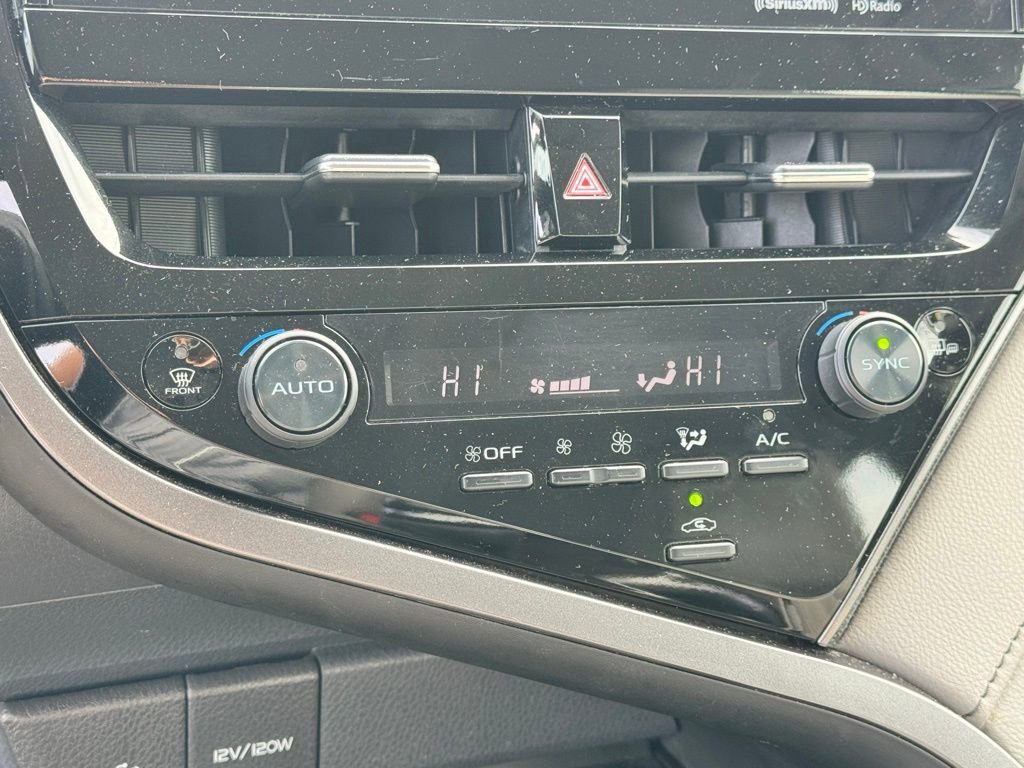 Used 2023 Toyota Camry XSE image 32