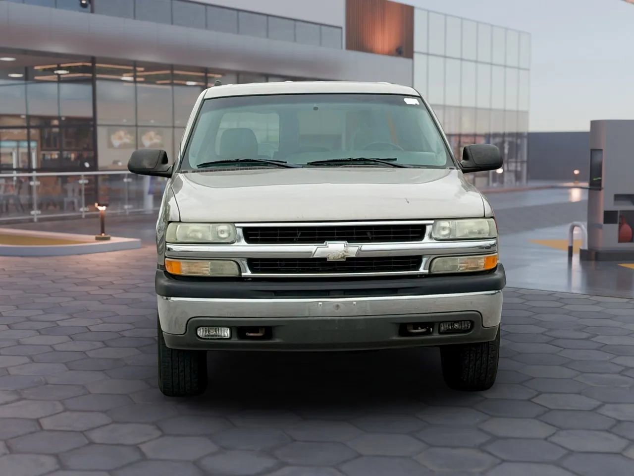 Used 2003 Chevrolet Suburban LS w/ LS Preferred Equipment Group image 3
