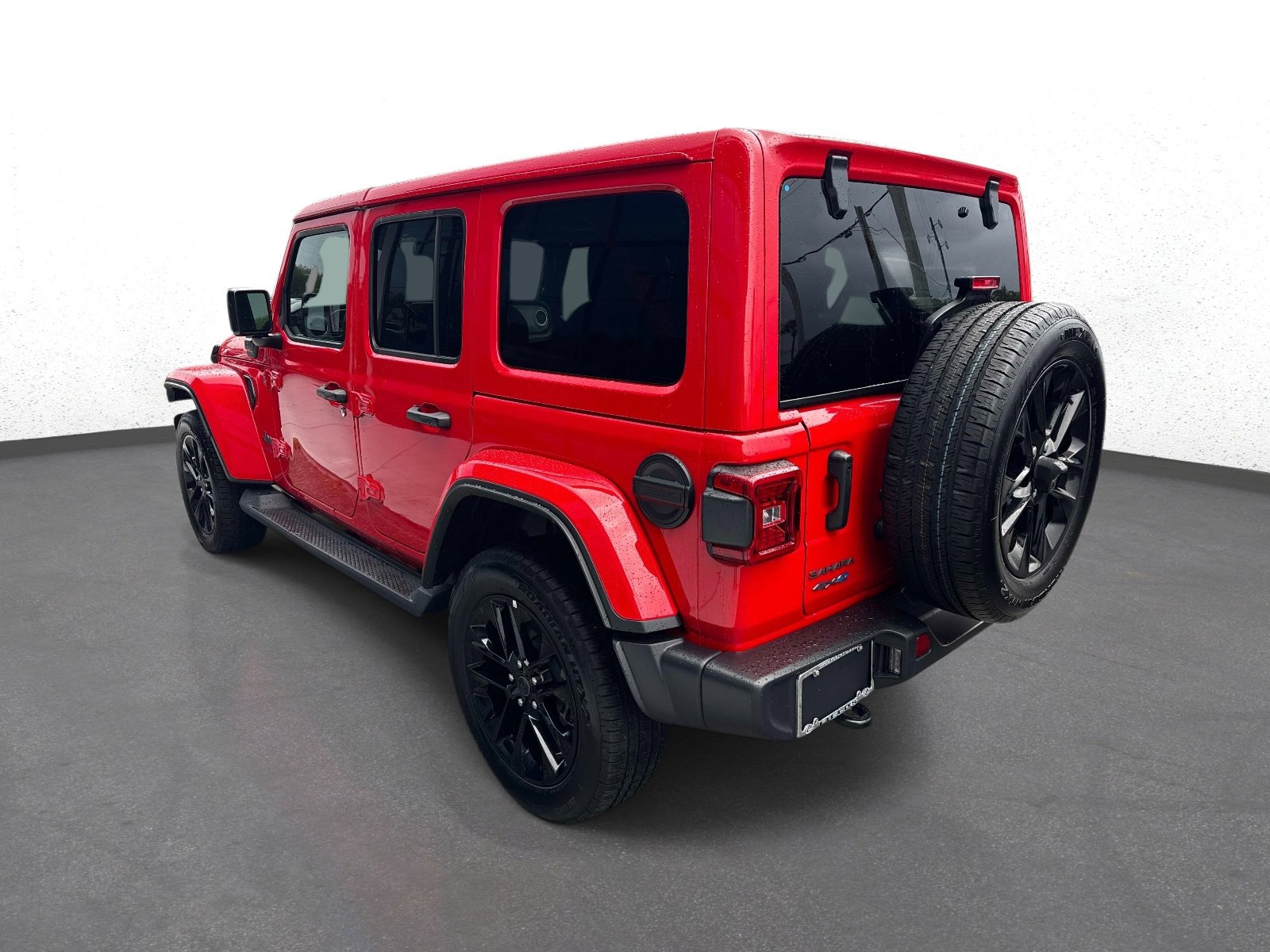 Used 2025 Jeep Wrangler Unlimited Sahara image 5