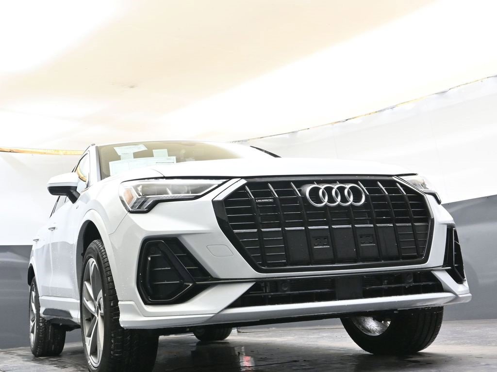 New 2025 Audi Q3 2.0T Premium image 46
