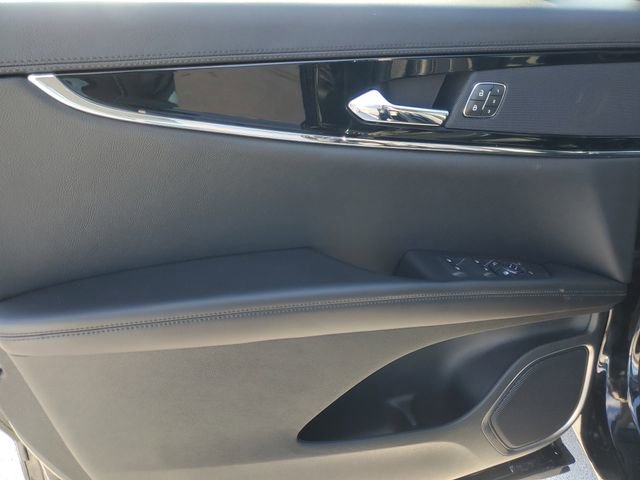 Certified 2023 Lincoln Nautilus Reserve image 10