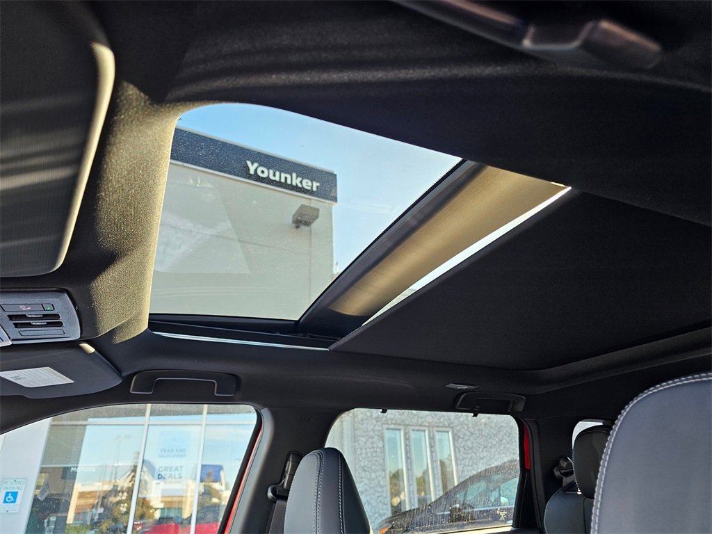 New 2025 Mitsubishi Outlander SEL Black Edition image 8