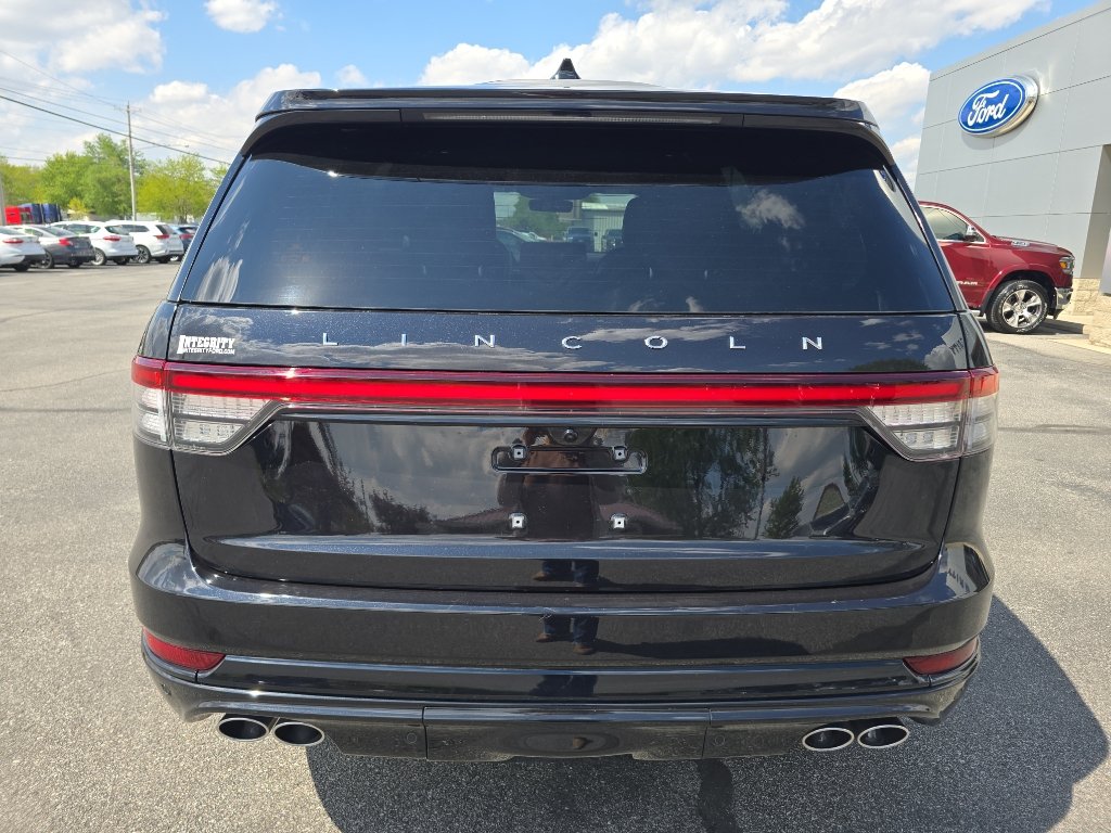 Used 2025 Lincoln Aviator Reserve w/ Jet Appearance Package AWD/4WD image 7