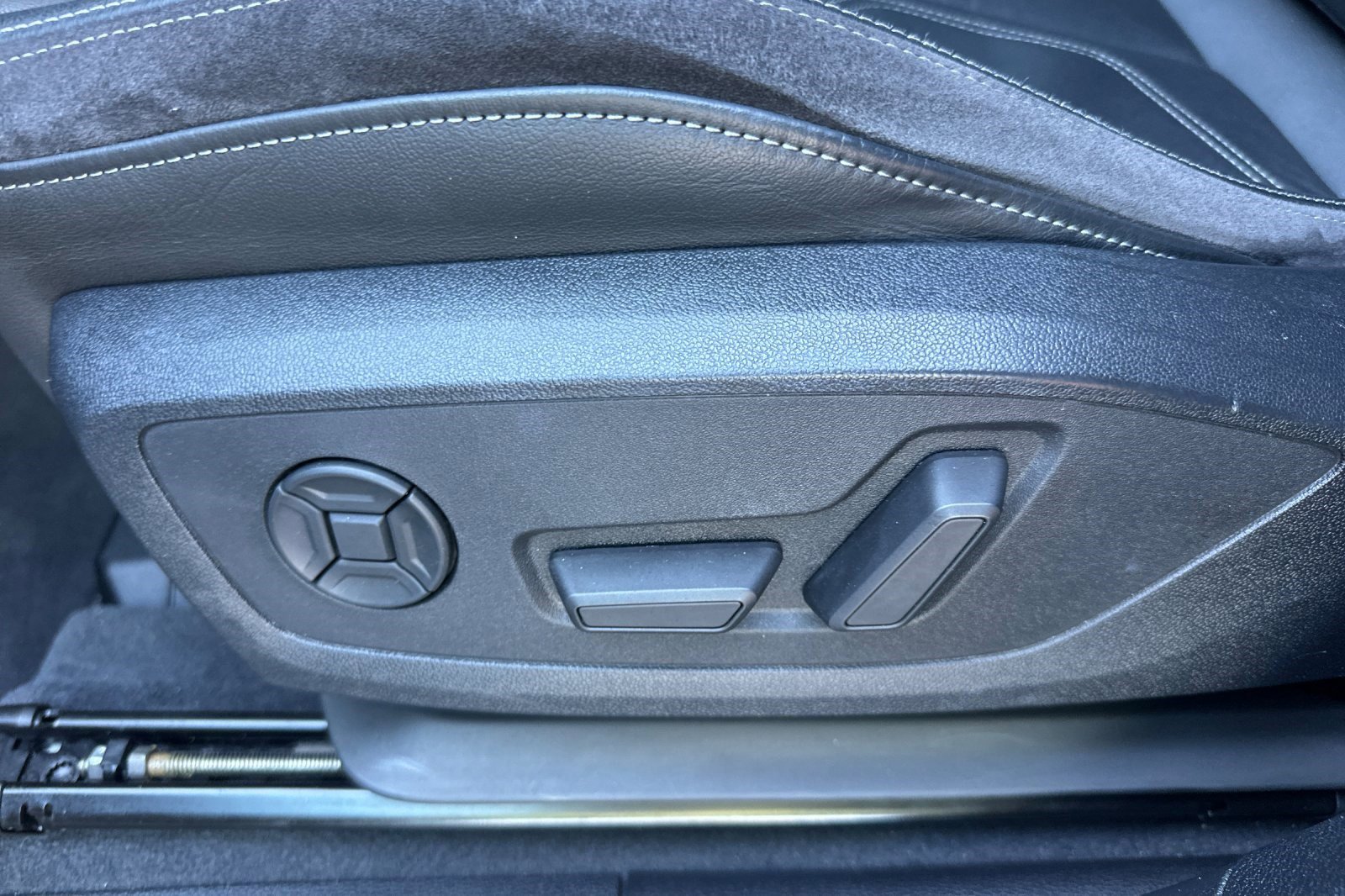 Used 2019 Audi Q3 2.0T Premium Plus image 14