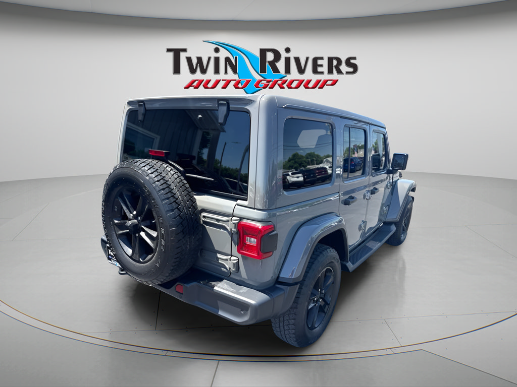 Used 2020 Jeep Wrangler Unlimited Sahara AWD/4WD image 4
