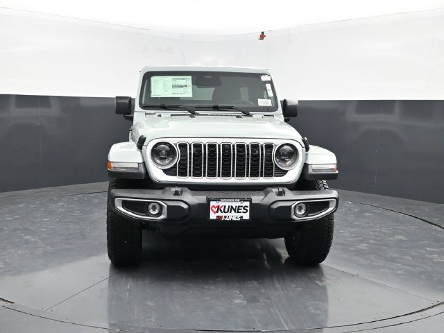 New 2026 Jeep Wrangler Unlimited Sahara w/ Whitecap Package AWD/4WD image 2