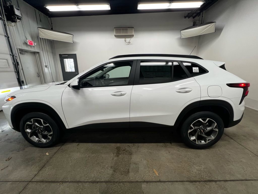 New 2026 Chevrolet Trax LT image 7