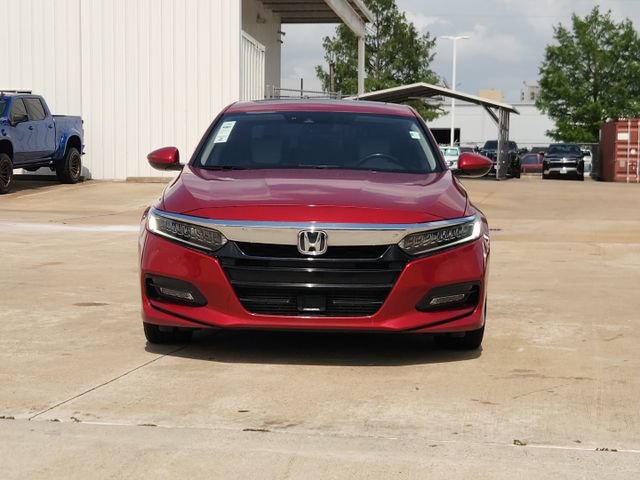 Used 2018 Honda Accord Touring image 2