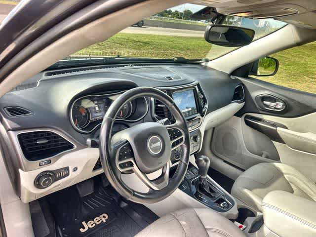 Used 2019 Jeep Cherokee Limited AWD/4WD image 15