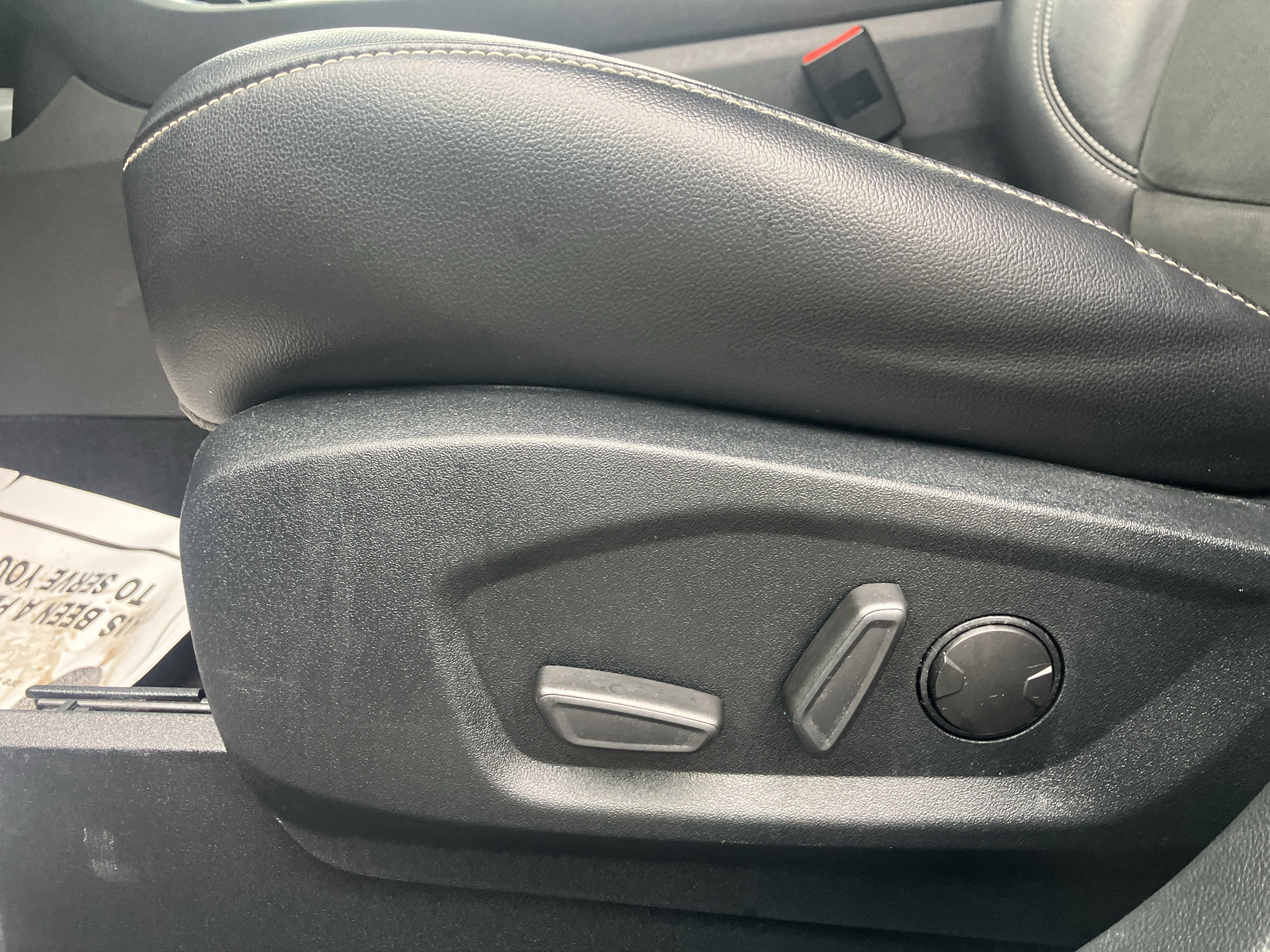 Used 2020 Ford Edge ST w/ Equipment Group 401A image 23