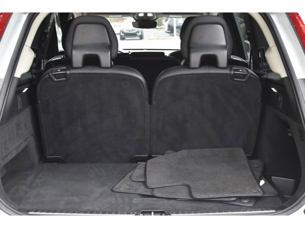 Certified 2023 Volvo XC90 B5 Plus image 25