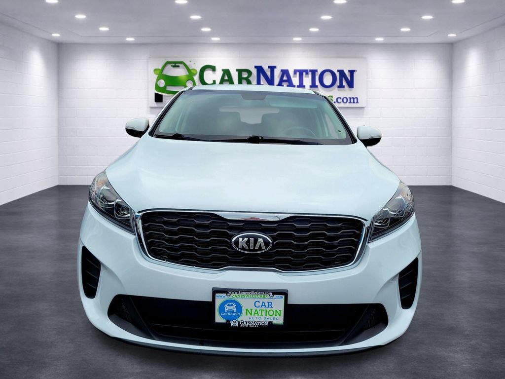 Used 2019 Kia Sorento AWD V6 image 2