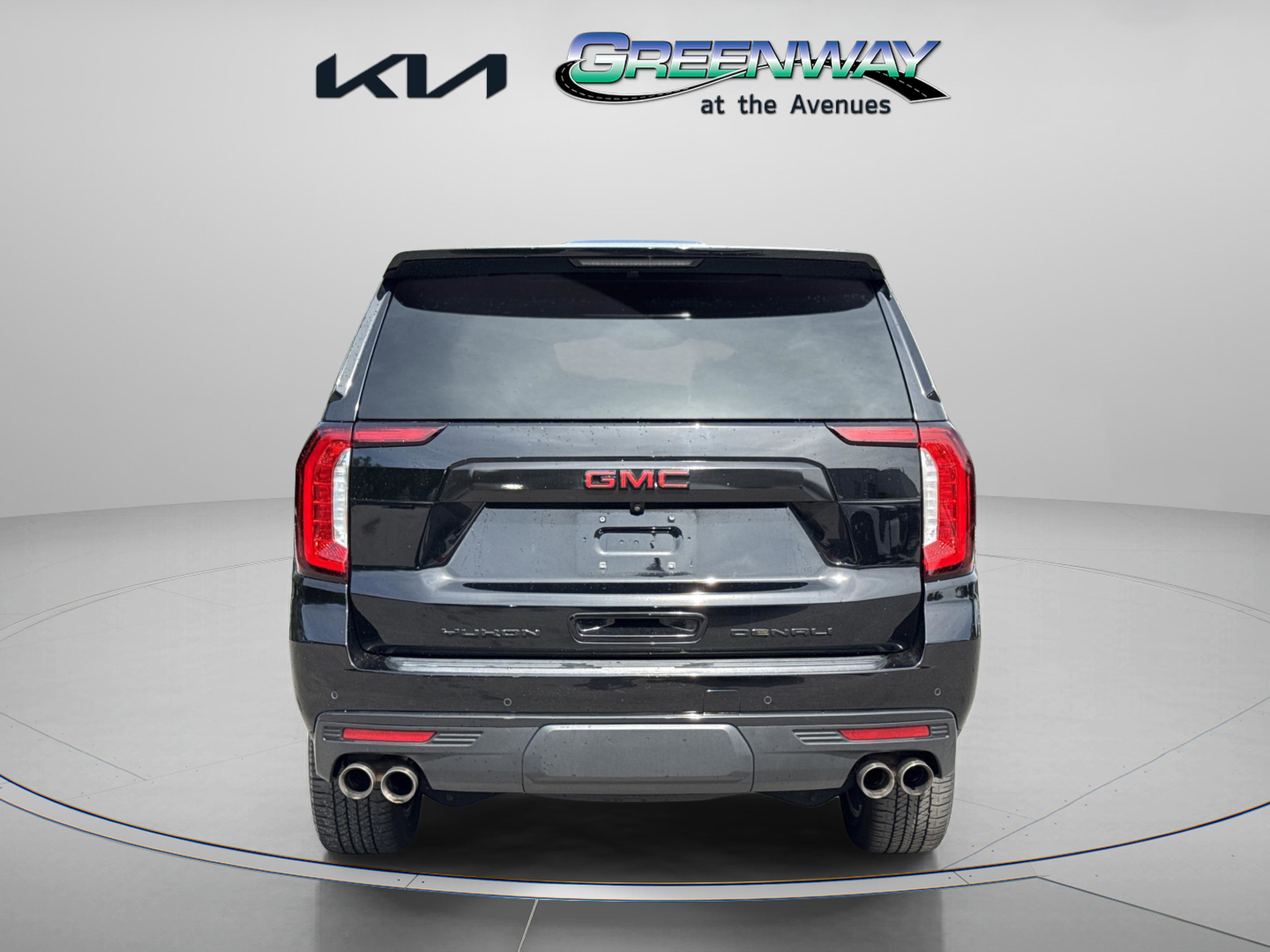 Used 2022 GMC Yukon Denali AWD/4WD image 5