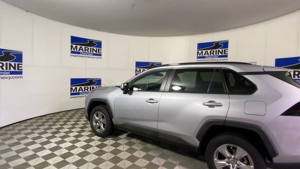 Used 2024 Toyota RAV4 XLE FWD image 8
