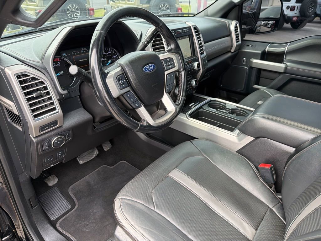 Used 2018 Ford F250 Platinum w/ Platinum Ultimate Package AWD/4WD image 38