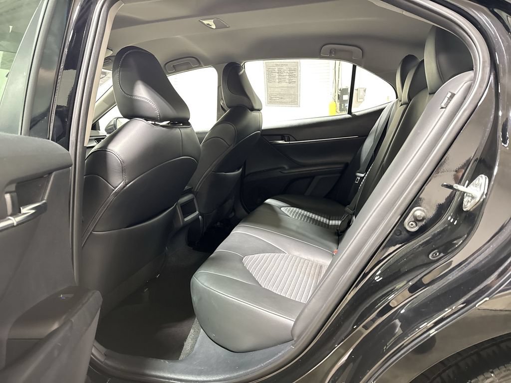 Used 2024 Toyota Camry SE FWD image 22