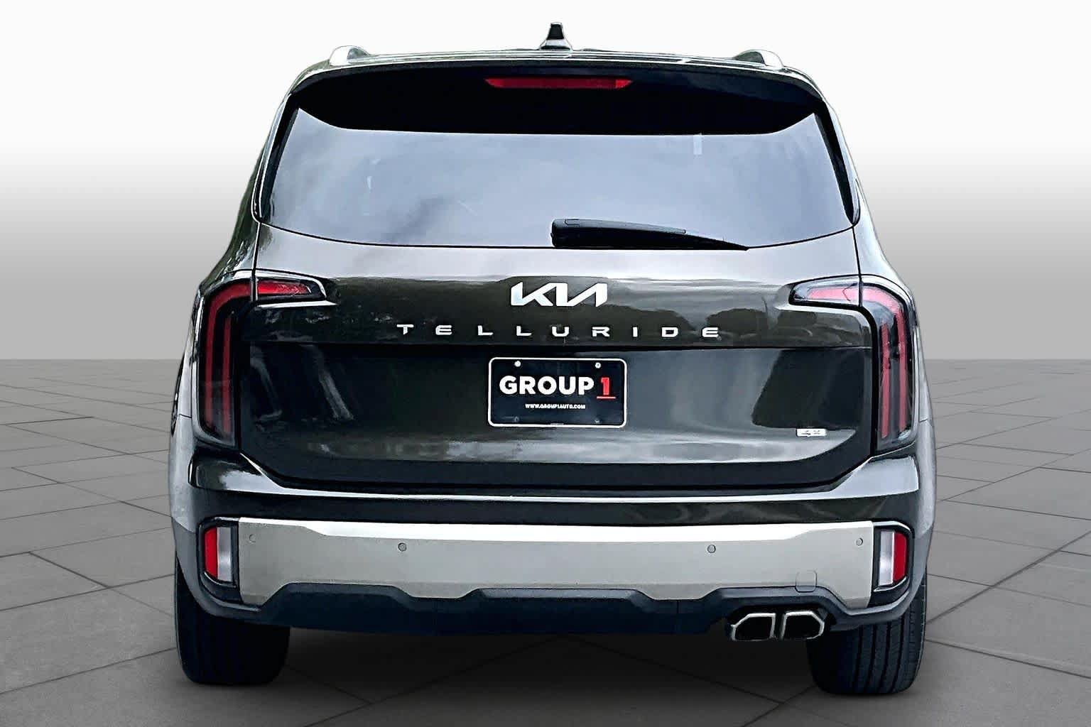 Used 2024 Kia Telluride EX AWD/4WD image 5