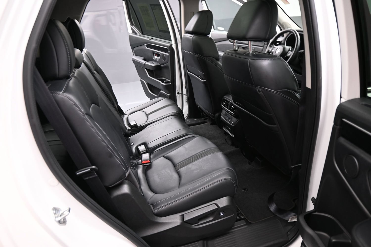 Used 2023 Honda Pilot Touring image 21